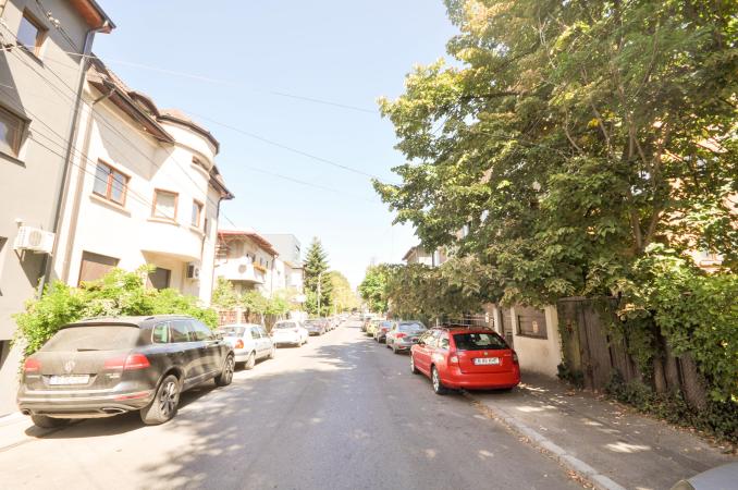 Rond Alba Iulia Bulevardul Unirii Spatiu birouri 3 camere In Vila