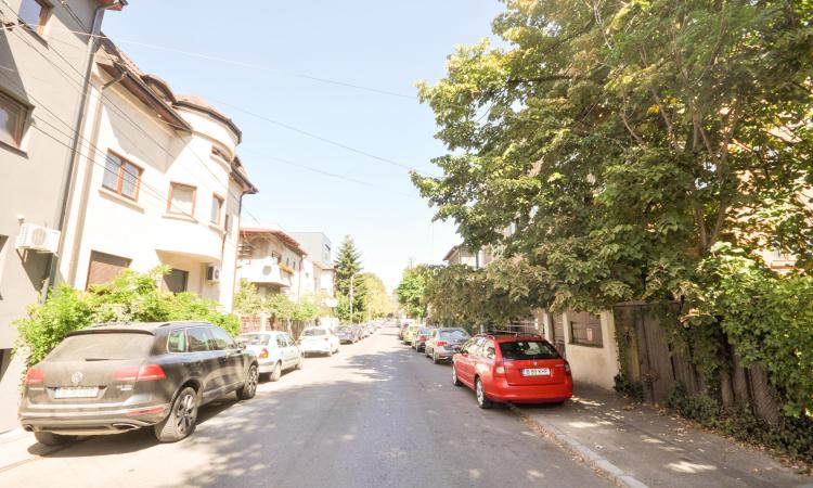 Rond Alba Iulia Bulevardul Unirii Spatiu birouri 3 camere In Vila