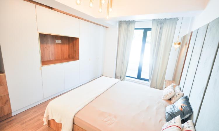 Piata Unirii Apartament de Lux 3 camere Terasa Centrala Bloc Nou