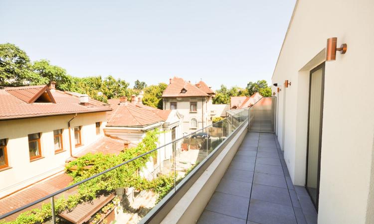 Piata Unirii Apartament de Lux 3 camere Terasa Centrala Bloc Nou