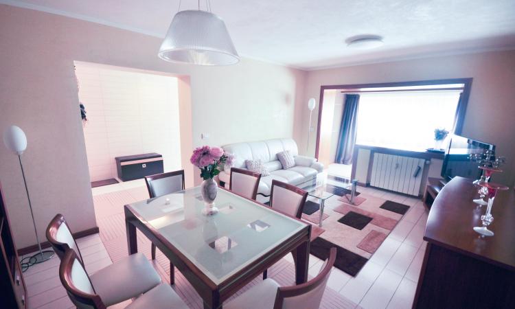 Bulevardul Unirii Rond Alba Iulia Apartament decom 3 camere 90mp