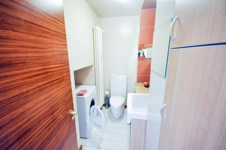 Bulevardul Unirii Rond Alba Iulia Apartament decom 3 camere 90mp