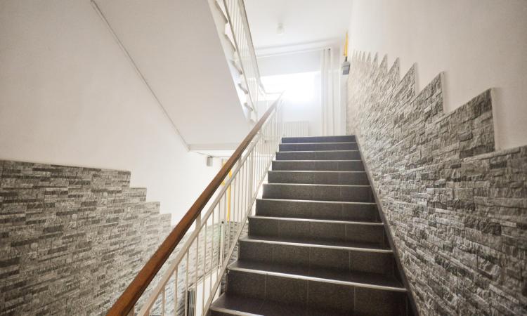 Bulevardul Unirii Rond Alba Iulia Apartament decom 3 camere 90mp