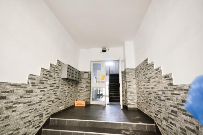Bulevardul Unirii Rond Alba Iulia Apartament decom 3 camere 90mp