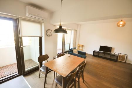Piata Unirii metrou Apartament Decomandat 2 cam Centrala Balcon