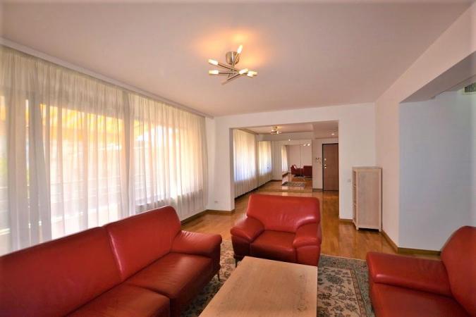 Apartament 3 Camere LUX Primaverii-Uruguay-Imobil 2010