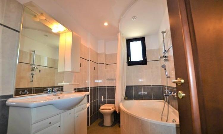Apartament 3 Camere LUX Primaverii-Uruguay-Imobil 2010
