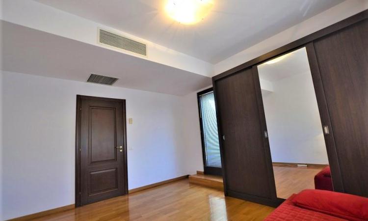 Apartament 3 Camere LUX Primaverii-Uruguay-Imobil 2010