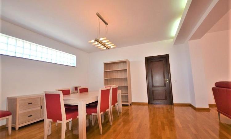 Apartament 3 Camere LUX Primaverii-Uruguay-Imobil 2010