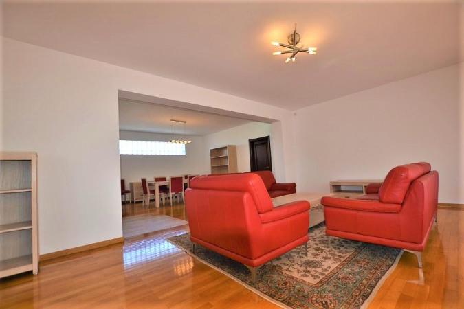 Apartament 3 Camere LUX Primaverii-Uruguay-Imobil 2010