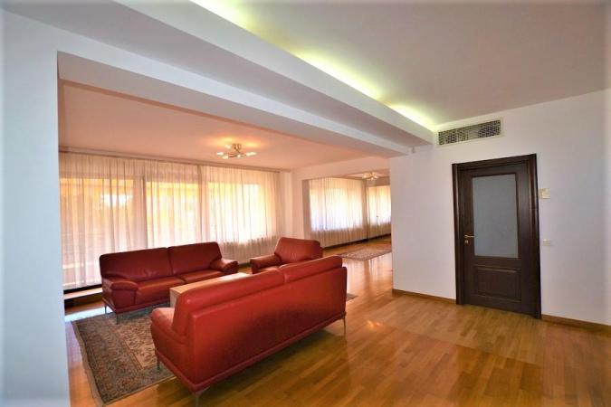 Apartament 3 Camere LUX Primaverii-Uruguay-Imobil 2010