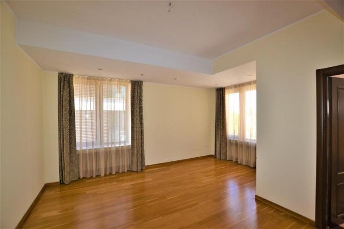 2 camere LUX 120 mp-Dorobanti Capitale Belgrad-Imobil 2008