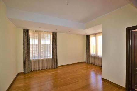 2 camere LUX 120 mp-Dorobanti Capitale Belgrad-Imobil 2008