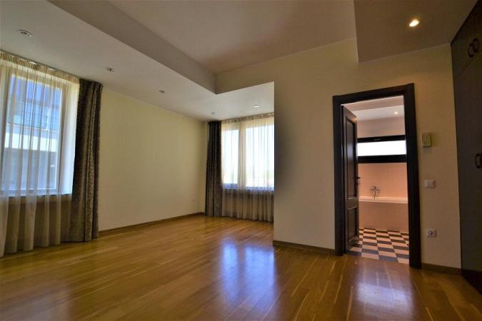 2 camere LUX 120 mp-Dorobanti Capitale Belgrad-Imobil 2008