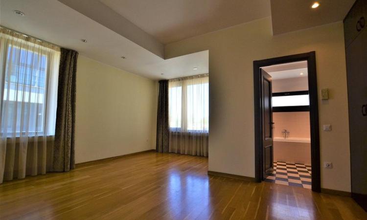 2 camere LUX 120 mp-Dorobanti Capitale Belgrad-Imobil 2008