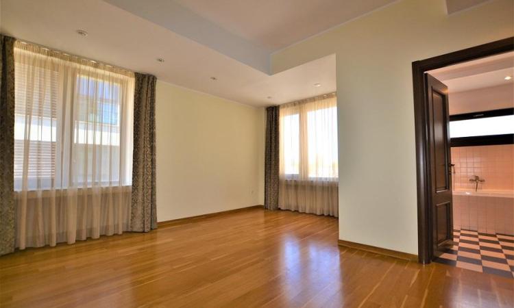 2 camere LUX 120 mp-Dorobanti Capitale Belgrad-Imobil 2008