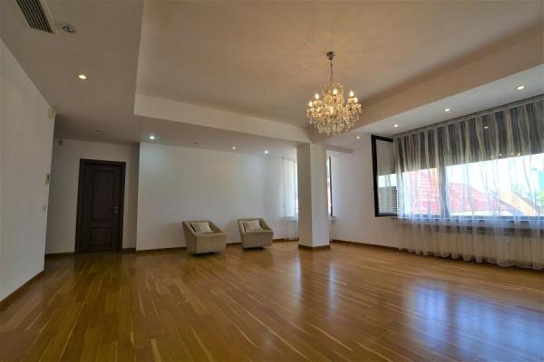 2 camere LUX 120 mp-Dorobanti Capitale Belgrad-Imobil 2008