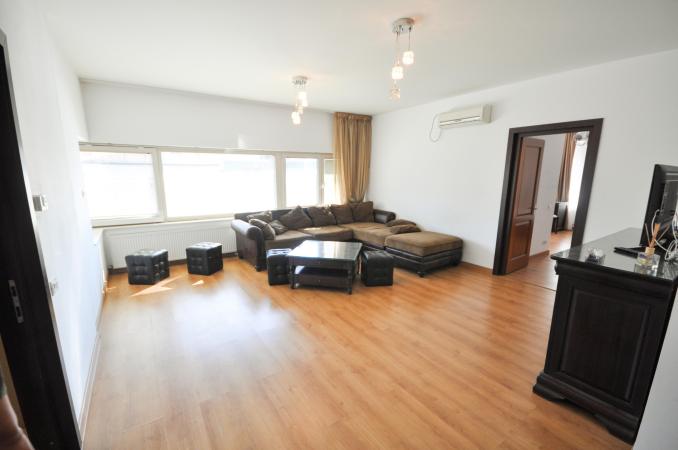 Unirii Coposu Calarasilor Apartament 3 camere Bloc Nou Centrala