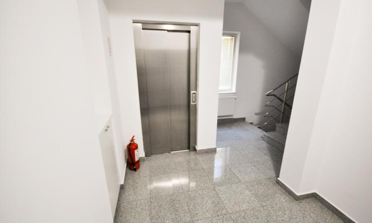 Unirii Coposu Calarasilor Apartament 2 camere Bloc Nou Centrala