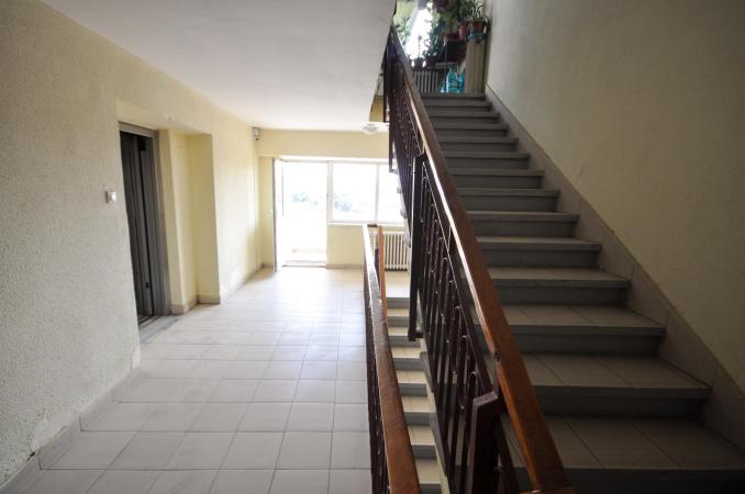 Bulevardul Decebal Alba Iulia Muncii Apartament decom 4 camere