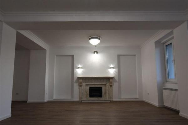 Apartament 4 Camere Universitate - Intercontinental