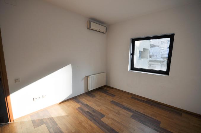 Unirii Coposu Calea Calarasilor Apartament 3 camere 76mp