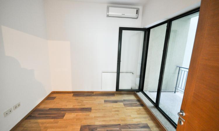 Unirii Coposu Calea Calarasilor Apartament 3 camere 76mp