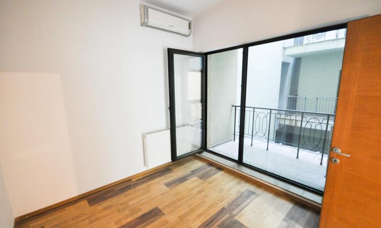 Unirii Coposu Calea Calarasilor Apartament 3 camere 76mp