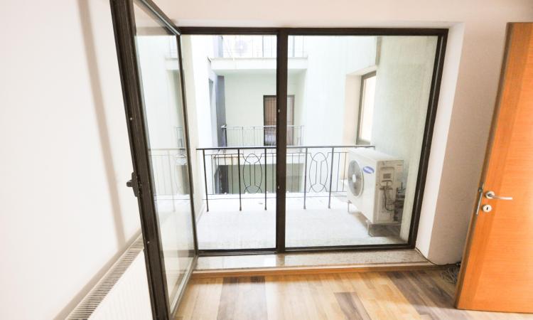 Unirii Coposu Calea Calarasilor Apartament 3 camere 76mp