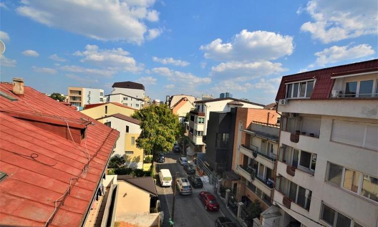 Apartament 3 camere Dorobanti-Beller 2009