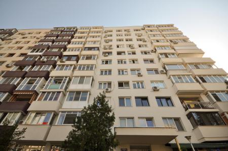 Titan Parc Garsoniera Moderna 33mp Bloc reabilitat Balcon Etaj 2