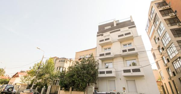 Unirii - Rond George Cosbuc -2 camere 2020 -nou- cu parcare