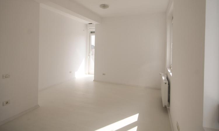 Unirii Rond George Cosbuc - Penthouse 4 cam - 2020 -Terasa 50 mp