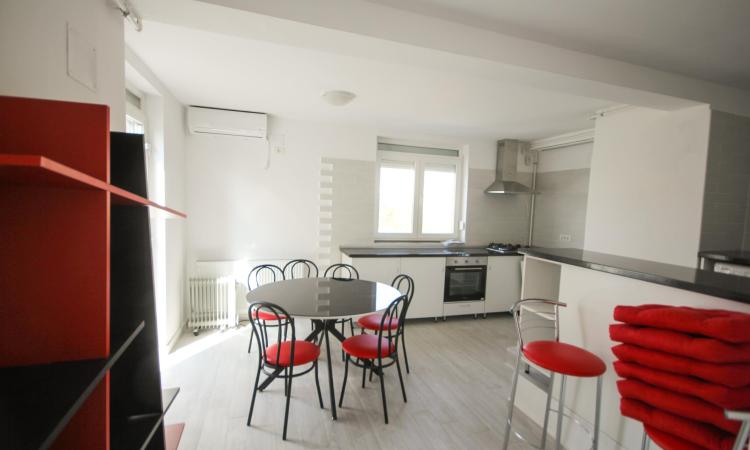 Unirii Rond George Cosbuc - Penthouse 4 cam - 2020 -Terasa 50 mp