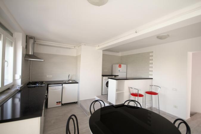 Unirii Rond George Cosbuc - Penthouse 4 cam - 2020 -Terasa 50 mp