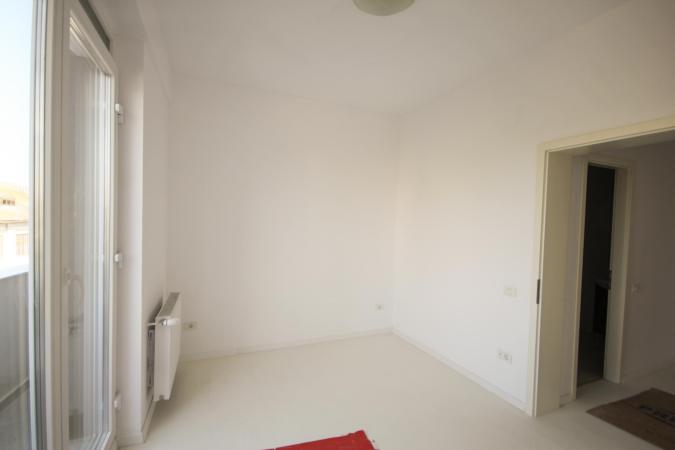 Unirii Rond George Cosbuc - Penthouse 4 cam - 2020 -Terasa 50 mp