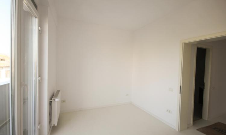 Unirii Rond George Cosbuc - Penthouse 4 cam - 2020 -Terasa 50 mp