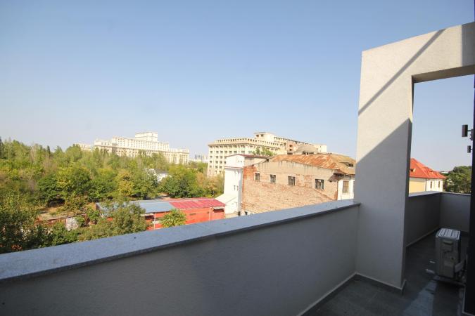 Unirii Rond George Cosbuc - Penthouse 4 cam - 2020 -Terasa 50 mp
