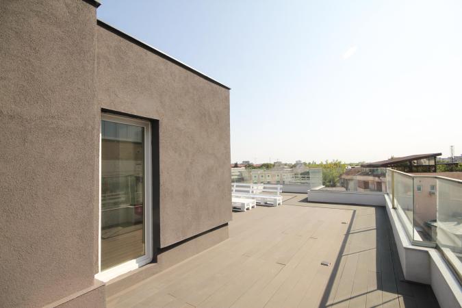 Unirii Rond George Cosbuc - Penthouse 4 cam - 2020 -Terasa 50 mp