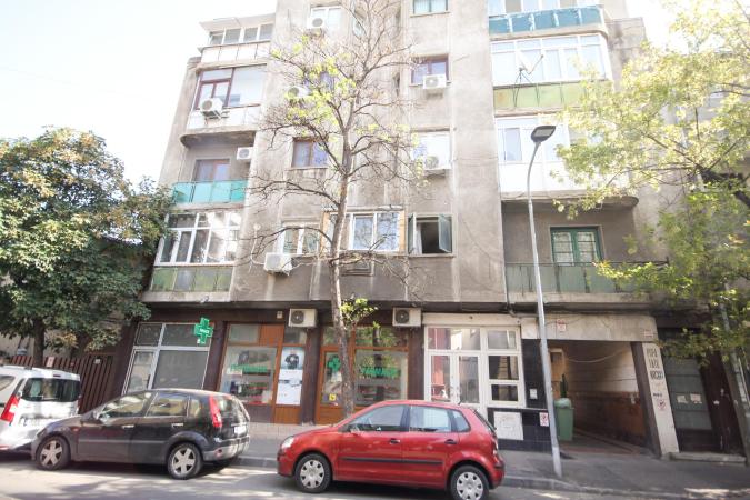 Spatiu comercial 65 mp - Popa Tatu - Vitrina strada 10 ml