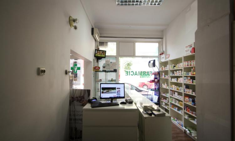 Spatiu comercial 65 mp - Popa Tatu - Vitrina strada 10 ml