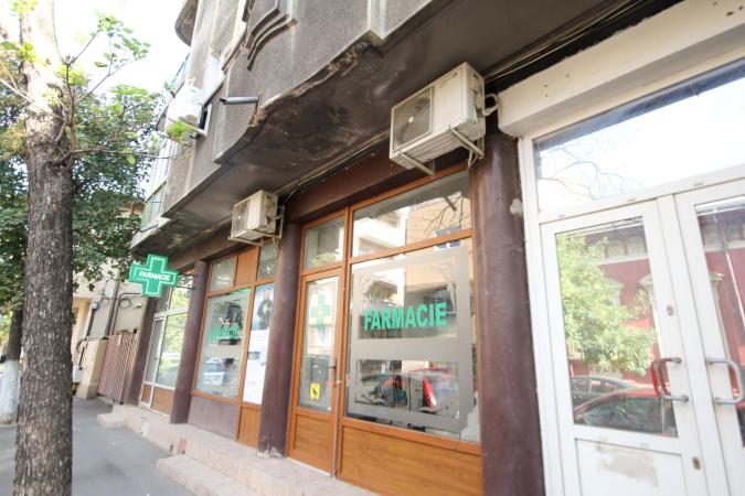Spatiu comercial 65 mp - Popa Tatu - Vitrina strada 10 ml