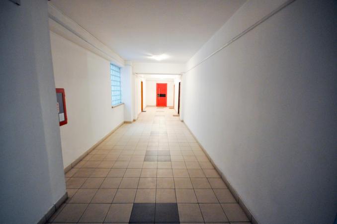 Piata Unirii metrou  Apartament 2 camere Bloc 2006