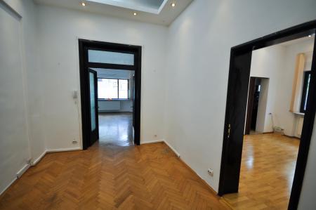 Unirii Tribunal Spatiu birouri in Vila Parter 3 camere