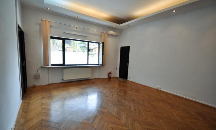 Unirii Tribunal Spatiu birouri in Vila Parter 3 camere