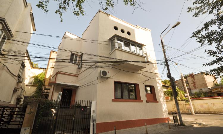 Unirii Tribunal Spatiu birouri in Vila Parter 3 camere