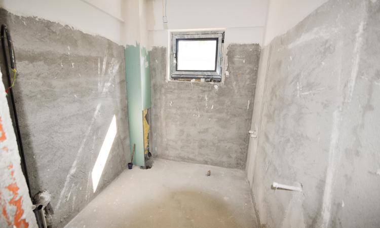 Calea Calarasilor Delea Muncii Apart 3 camere Curte 100mp Comision 0