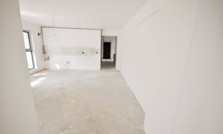 Calea Calarasilor Delea Muncii Apart 3 camere Curte 100mp Comision 0