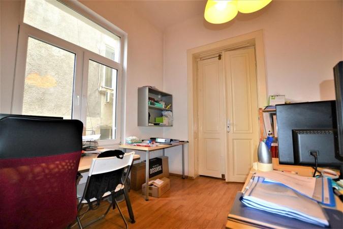Apartment 3 Rooms Romana
