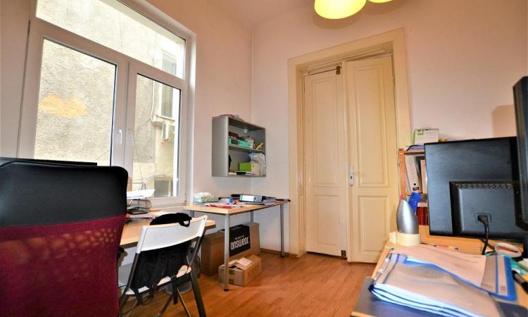 Apartment 3 Rooms Romana